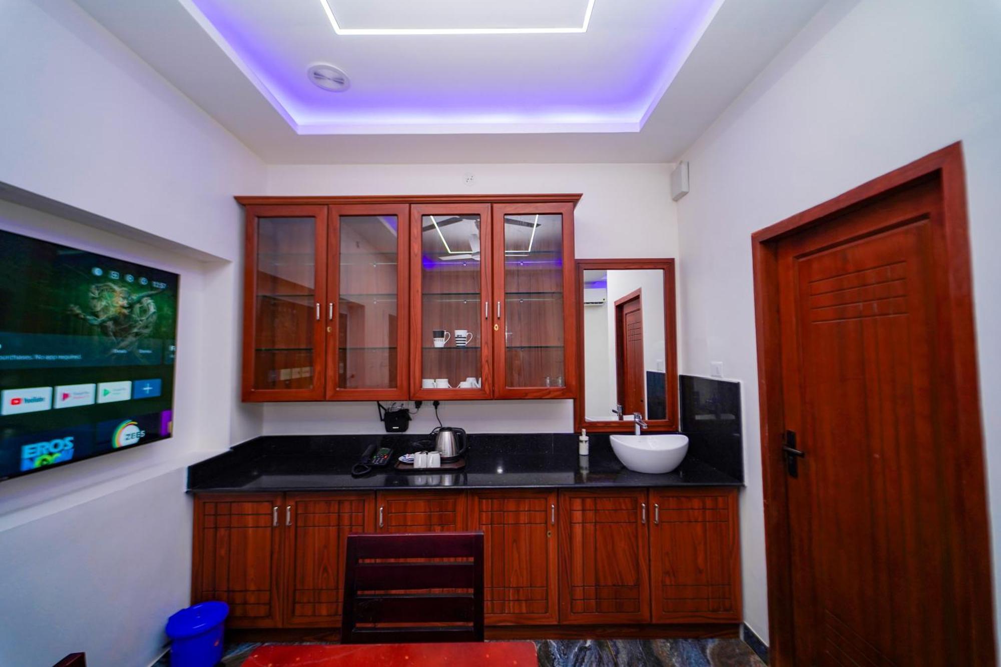 Skylar Seaview Beach Resort & Ayurveda Varkala Exterior foto