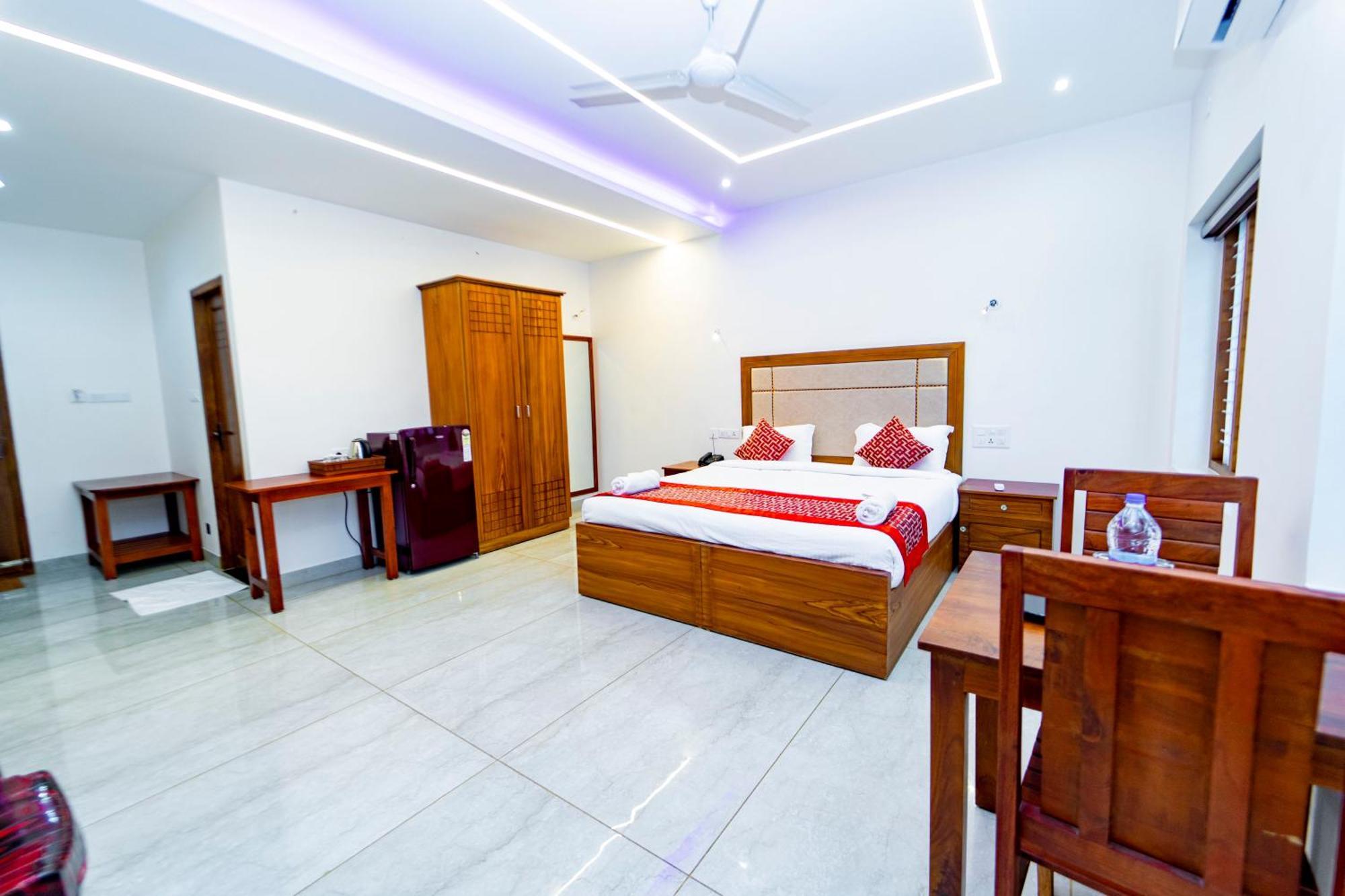 Skylar Seaview Beach Resort & Ayurveda Varkala Exterior foto