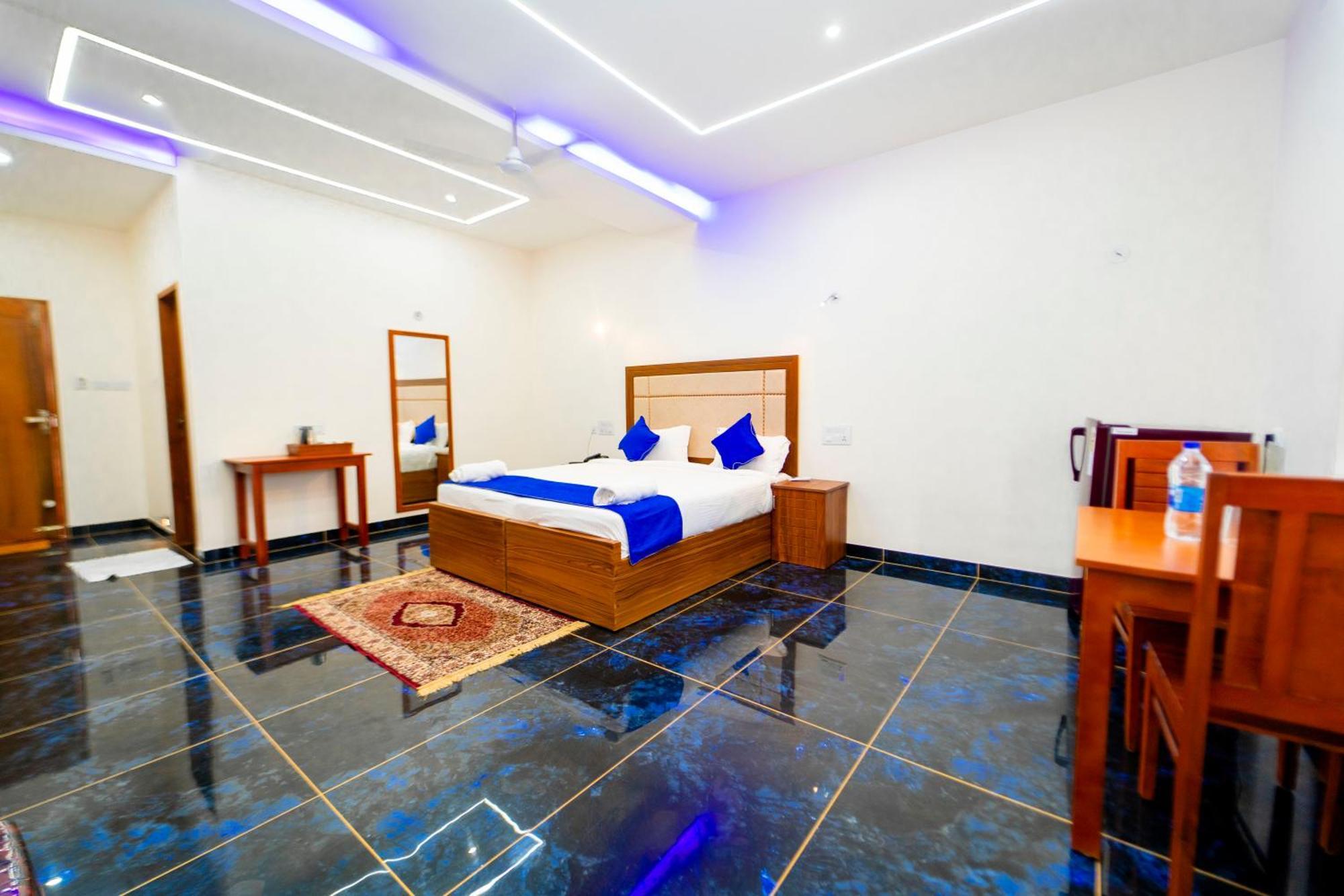 Skylar Seaview Beach Resort & Ayurveda Varkala Exterior foto