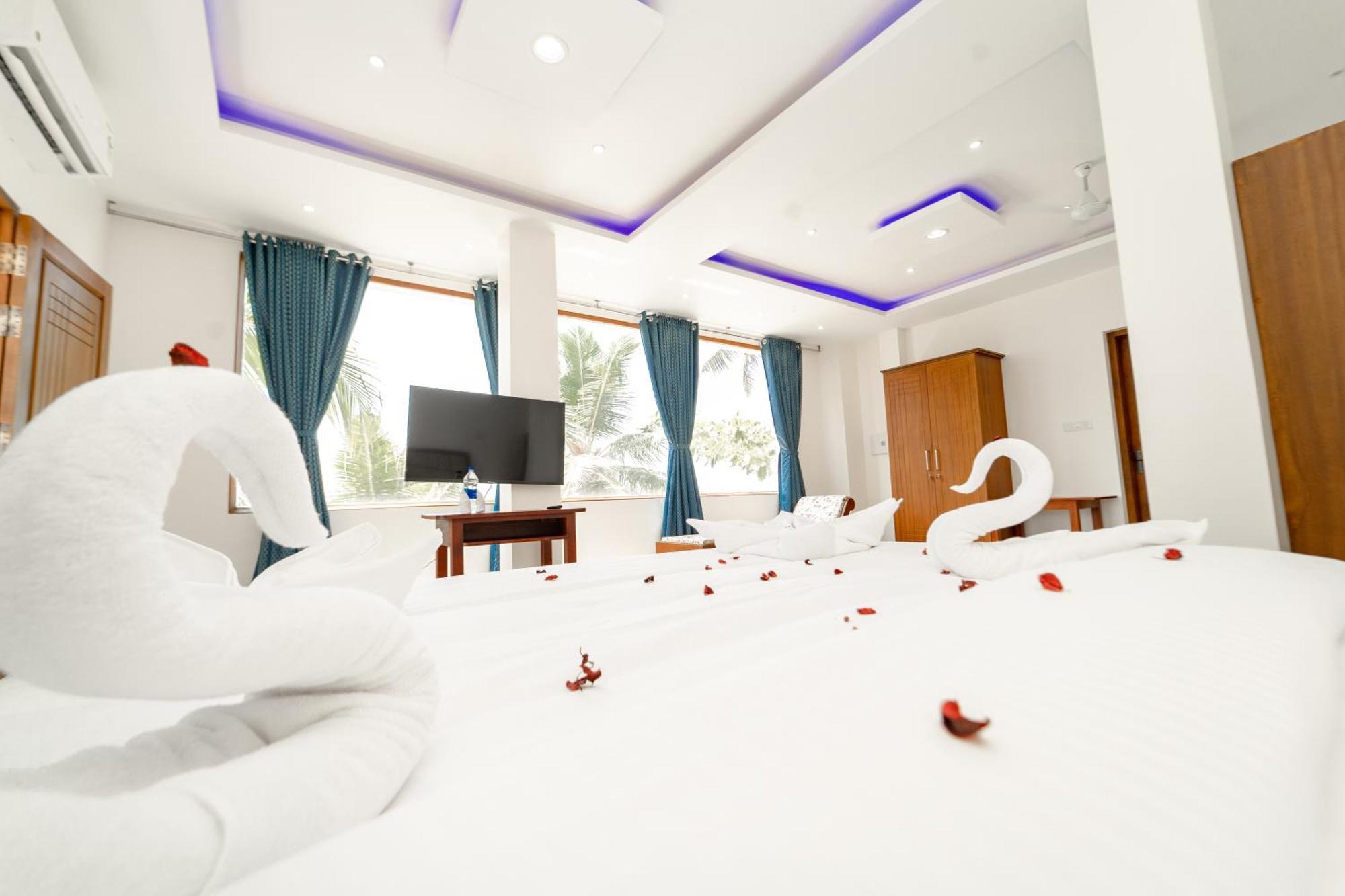 Skylar Seaview Beach Resort & Ayurveda Varkala Exterior foto