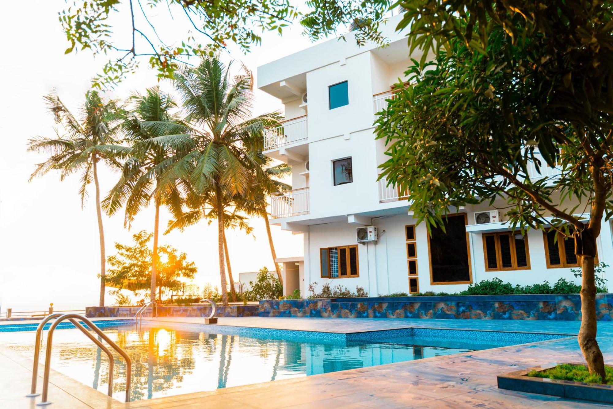 Skylar Seaview Beach Resort & Ayurveda Varkala Exterior foto